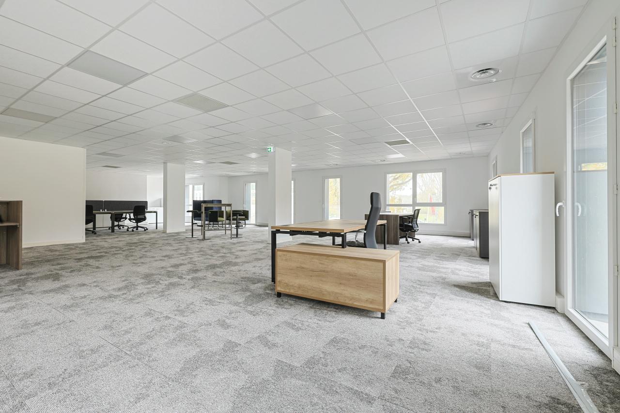 Bureau La Madeleine 703m² Vente bureau La Madeleine Nord OVBUR2317281 10